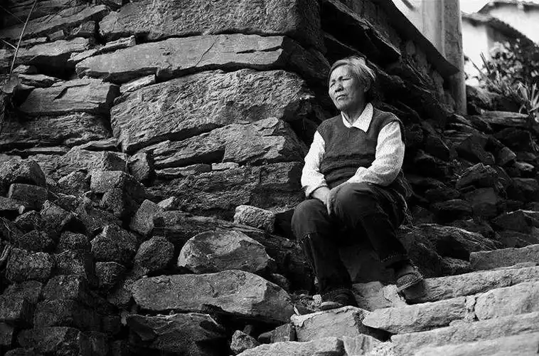 袁成杰怒吼妈妈 :讨好,是父母对我们最后的爱_母亲