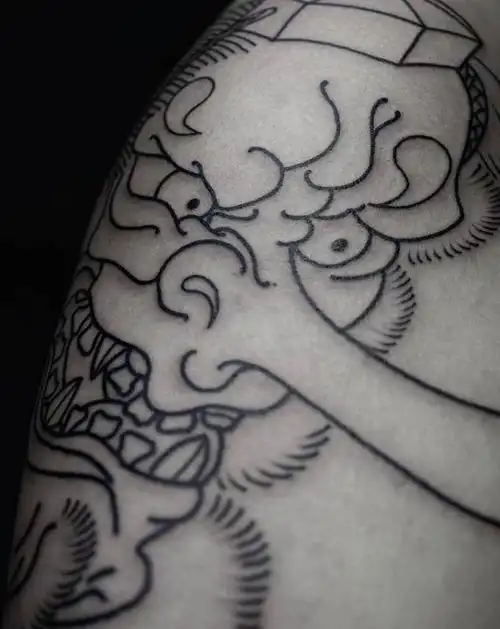 天狗纹身图片_手臂老传统天狗纹身图案