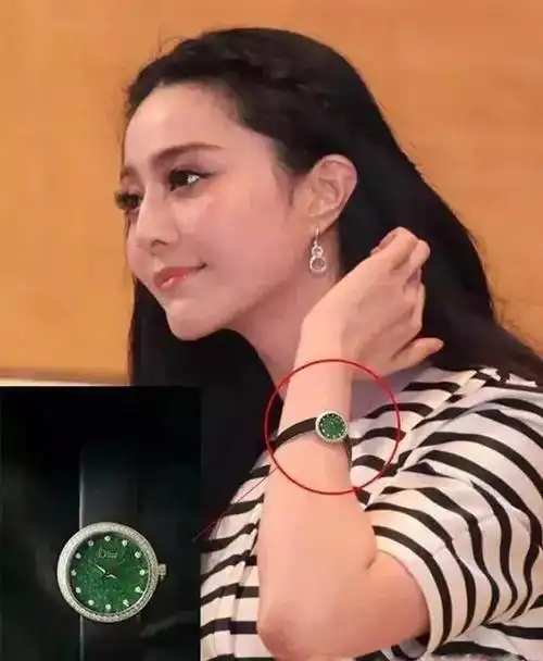 说到这枚翡翠表可就不得了了,范冰冰曾经走哪儿都要戴着,全球限量只有