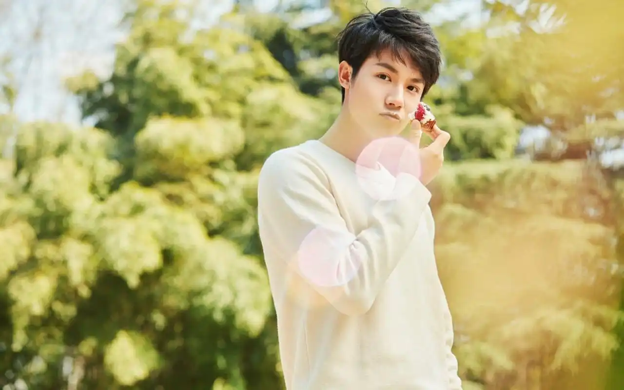 帅气暖男郑业成写真图片桌面壁纸