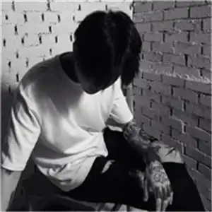 超拽纹身帅哥头像,男生头像图片