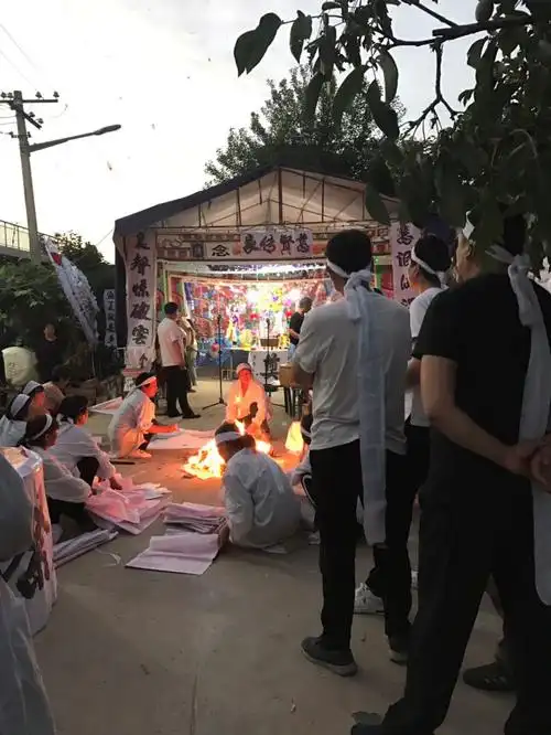 我目睹了一场完整的关中农村葬礼