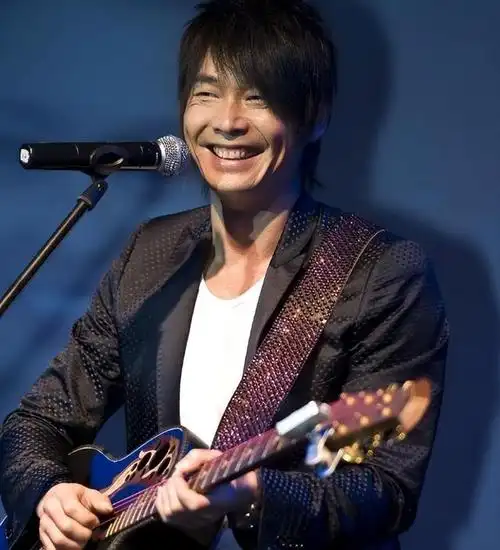 黄品源再婚:人生如歌,勇敢追寻幸福的新篇章