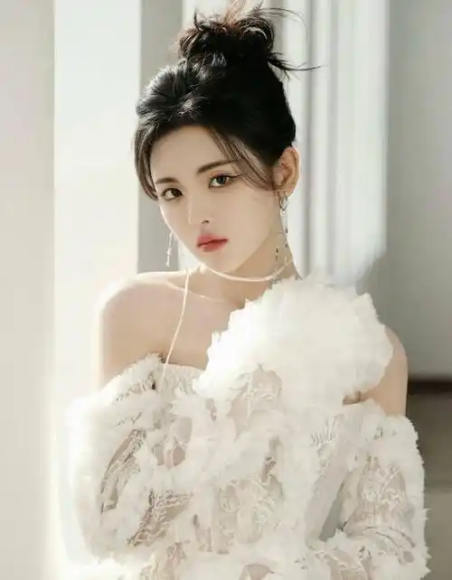 一问一答 |少女妈,周杰伦林俊杰,王俊凯,张艺兴王一博,赵今麦,杨超越