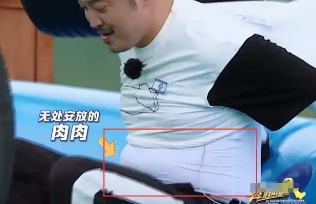 沙溢发福油腻啤酒肚明显当年白展堂一去不复返