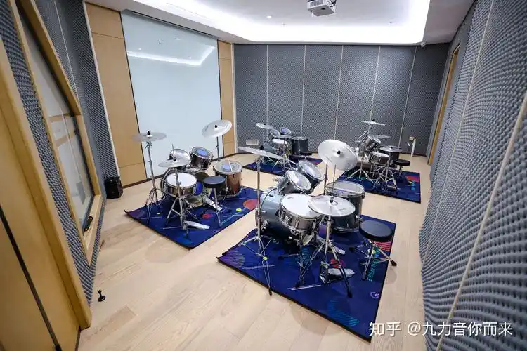 学习架子鼓的好与坏成人与少儿风格选择等应该怎样选择呢