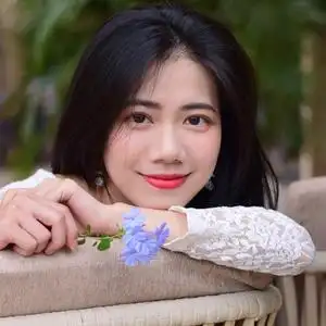 小圆脸大眼睛头像