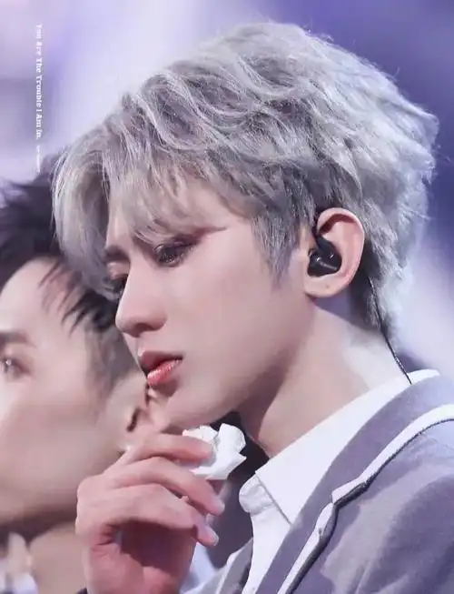 留给蔡徐坤的时间不多了|蔡徐坤_新浪新闻