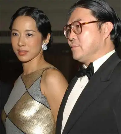 【朱玲玲与罗康瑞离婚】罗康瑞为什么娶朱玲玲 / 比乐族