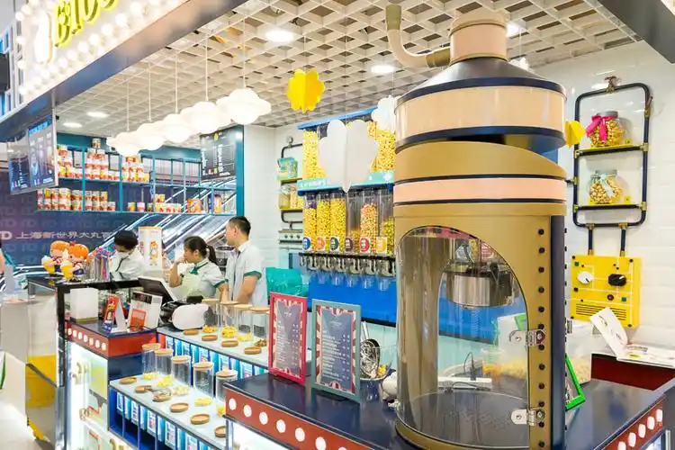 爆米花店面装修效果图 让甜品店变得好玩的设计