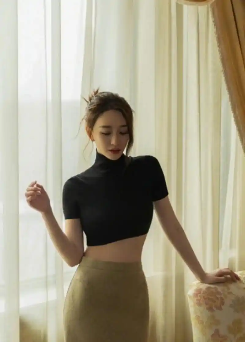 肤白貌美的李小冉,气质真的太好了!#李小冉