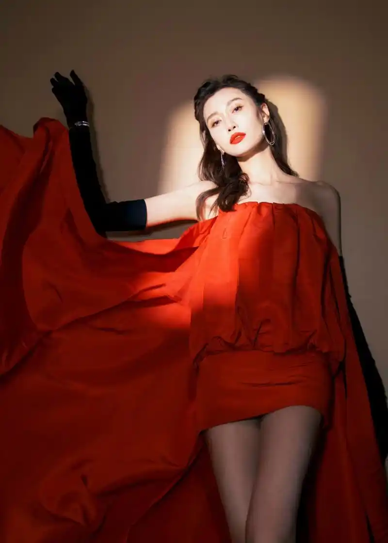 李斯羽  高跟凉鞋美腿