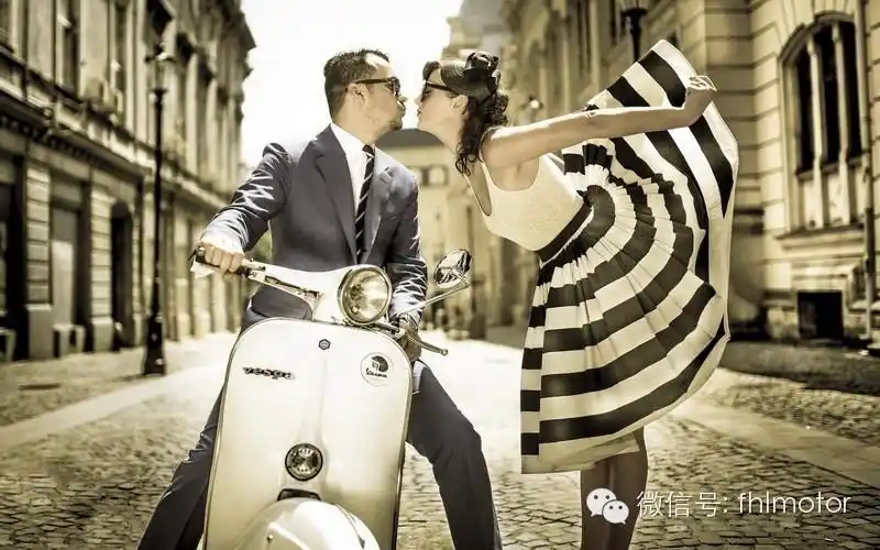 214情人节两人同行秀恩爱vespa送你吃大餐