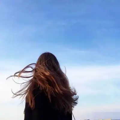 长发小清新的微信女生背影头像 我会一直守候在你的身后_微信头像_我