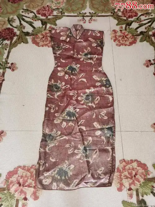 民国时期织金面料旗袍