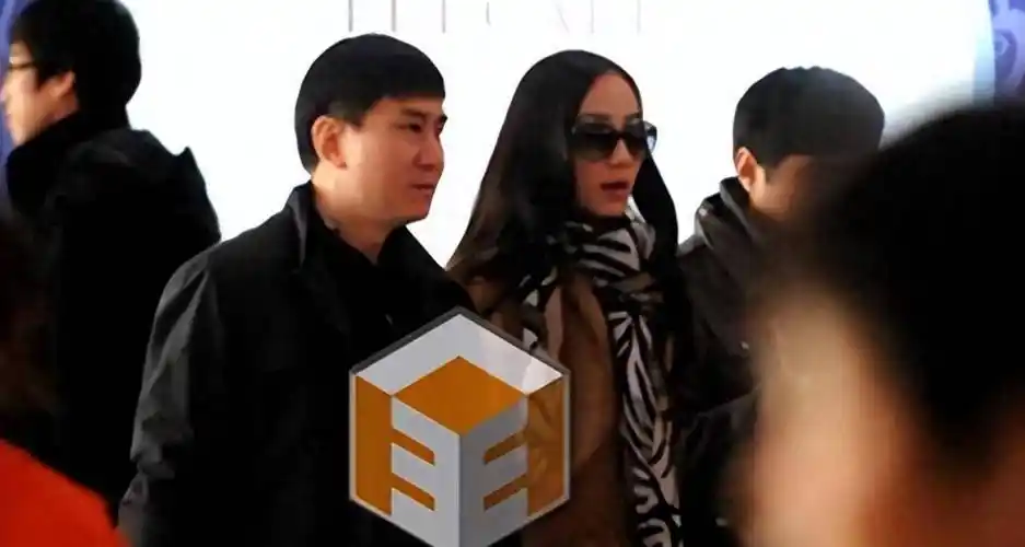 韩雪老公真实身份曝光,网友连连感叹:连王思聪都不敢惹!