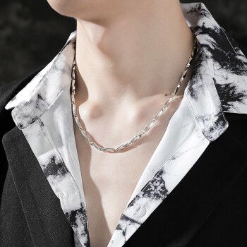 勋狸粑qm莫比乌斯项链男潮韩版嘻哈小众钛钢男士锁骨链学生项链子感