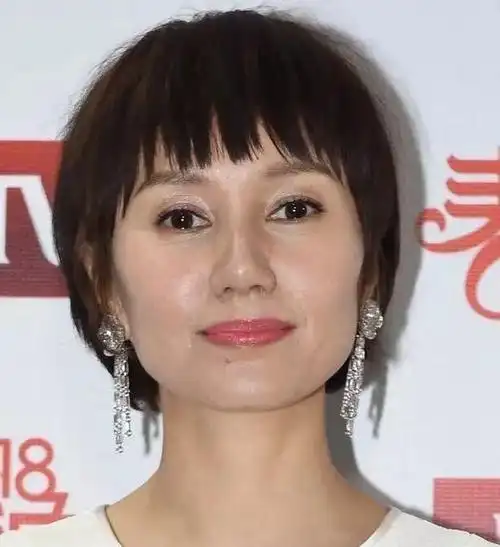 比素颜还残忍!明星的大头无修图变颜值鉴定神器