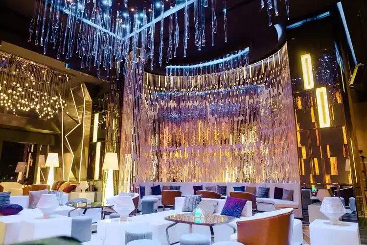 buswiness : 在奢华五星酒店顶楼来场商业社交酒会派对