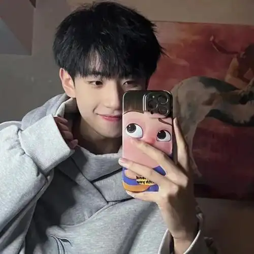 头像|25岁的男生有多少存款正常?