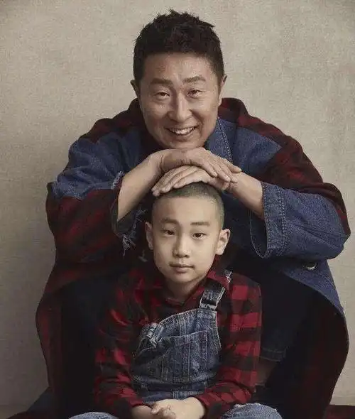 回顾林永健因事业痛失两孩子41岁得子后加倍疼爱风光背后是泪