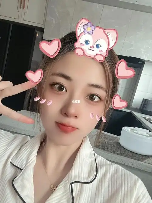 6个月小孕妇日常自拍