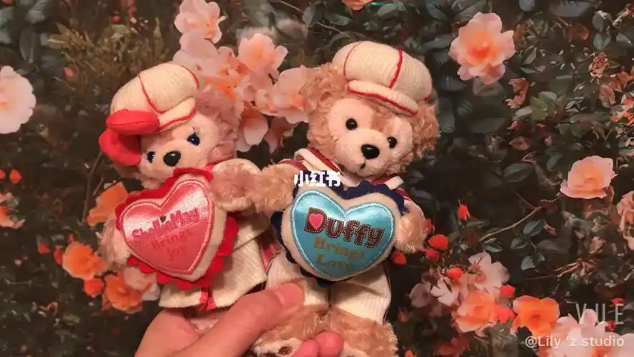 迪士尼情人节の达菲熊