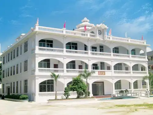 揭阳市普宁市兴文中学