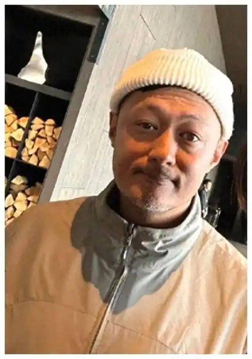 余文乐42岁了惊呆你的真实年龄衰老真是如此猛烈