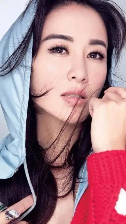 叶璇壁纸,你喜欢她吗