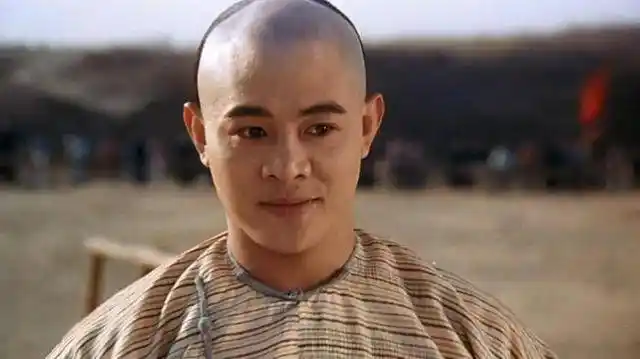 李连杰演的方世玉,给了我们热血澎湃的青春