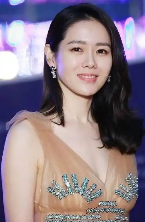 清纯美女孙艺珍