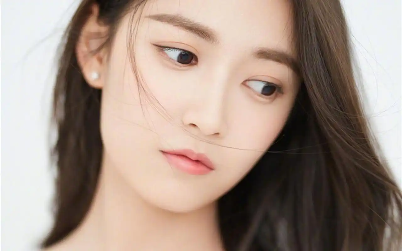 陈钰琪性感灵动写真图片桌面壁纸