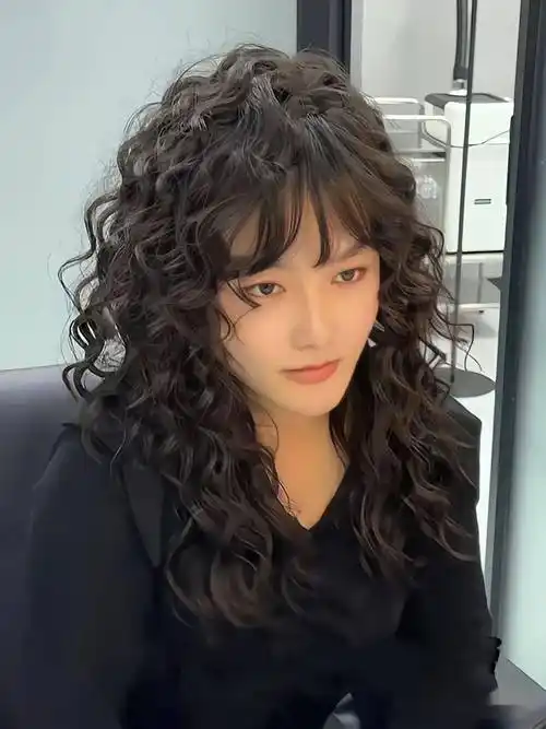 "全头烫,羊咩咩卷发"_发型_中国_人类