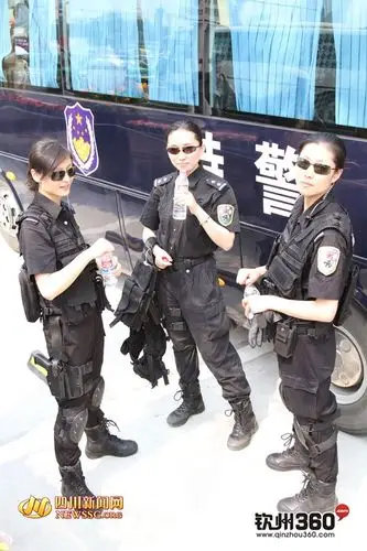 成都女子特警,都是漂亮mm,英姿飒爽,帅气
