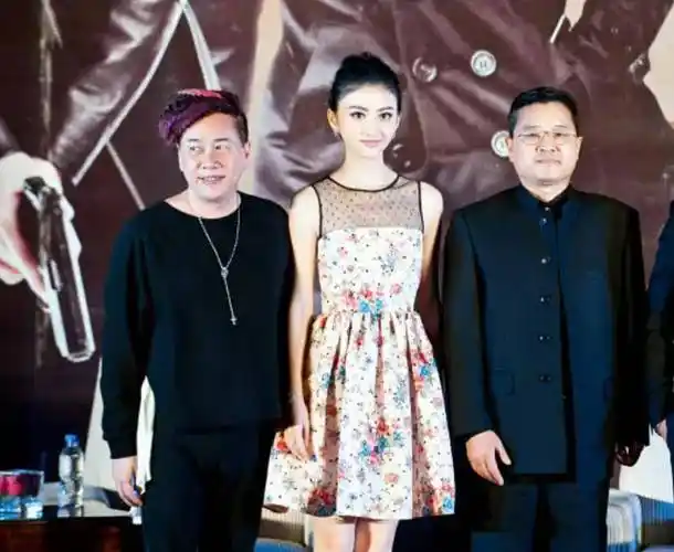 景甜:人间富贵花的翻红之路,与张继科为什么会分手?_资源_时候_事业