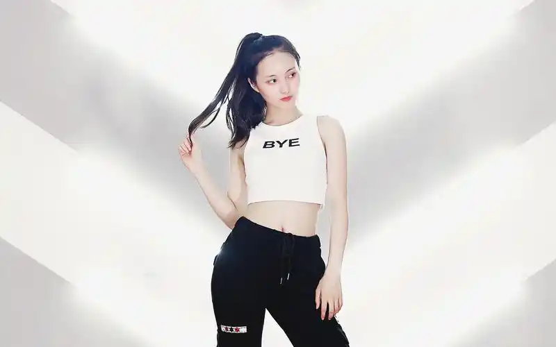 激动的心颤抖的手看了牛欣欣这支killthislove舞蹈我们就是好朋友