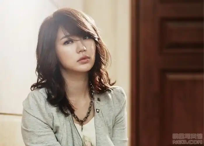 尹恩惠(babyvox)写真-1024x732.110k.高清大图-明星写真馆n63.com