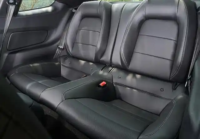 科技种马福特野马(ford mustang ecoboost premium)试驾!