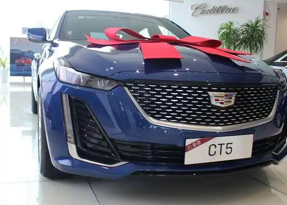 2021款凯迪拉克ct5到店星空蓝涂装时尚后驱加持全系10个挡