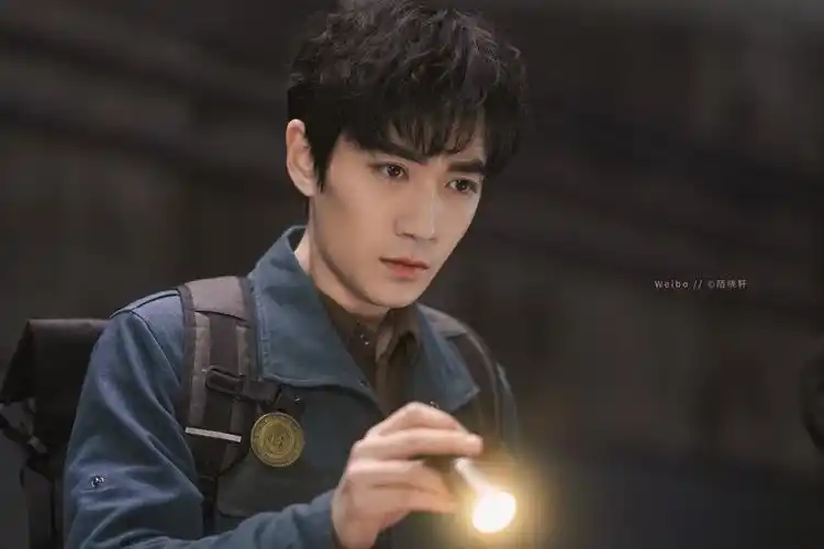 朱一龙 吴邪 重启 - 堆糖,美图壁纸兴趣社区