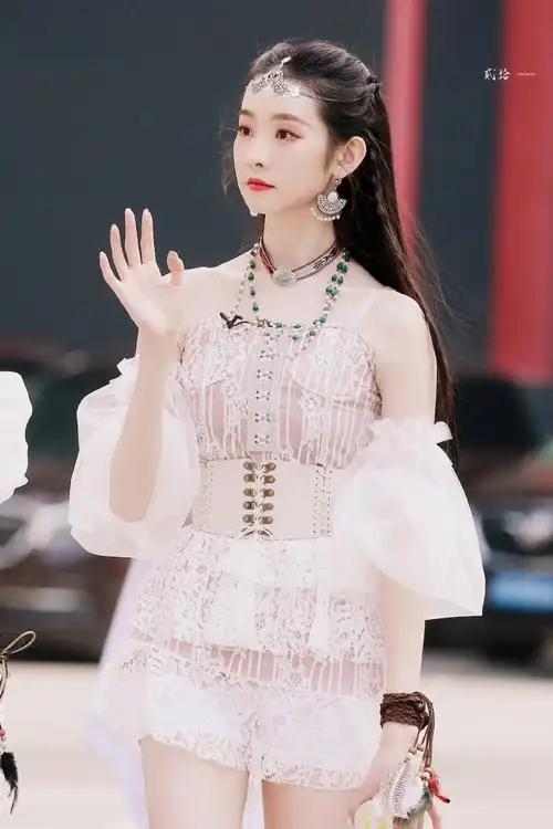 硬糖少女303张艺凡