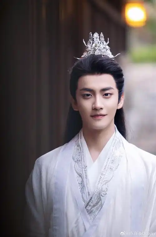 陈鑫海少年书生白衣杀##陈鑫海古装白衣贵公子即视感