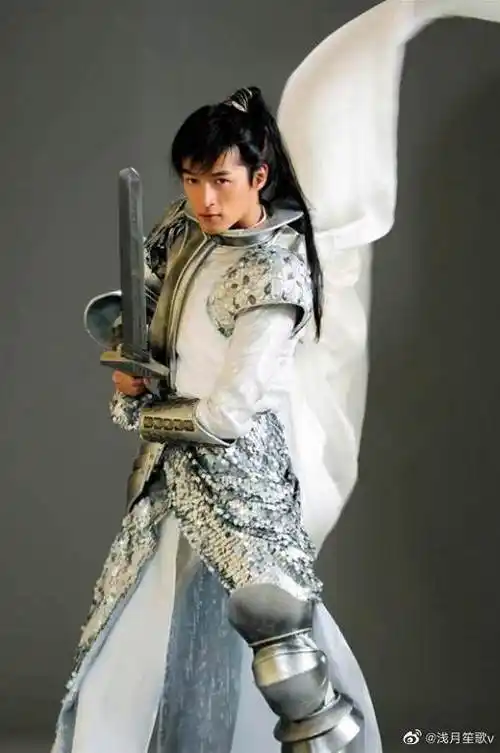 仙剑奇侠传3主演无滤镜定妆照释出 冲上热搜!