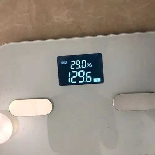 身高171cm,今天1月14号 早上空腹便后体重129.6,体脂:29% 期待