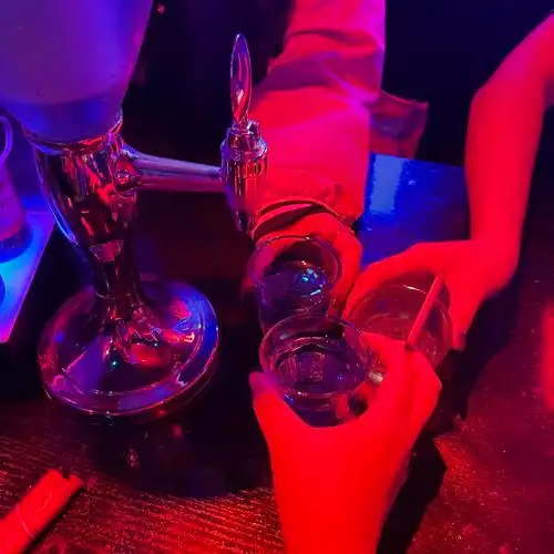 威士忌可乐桶纯生啤酒12瓶二选一