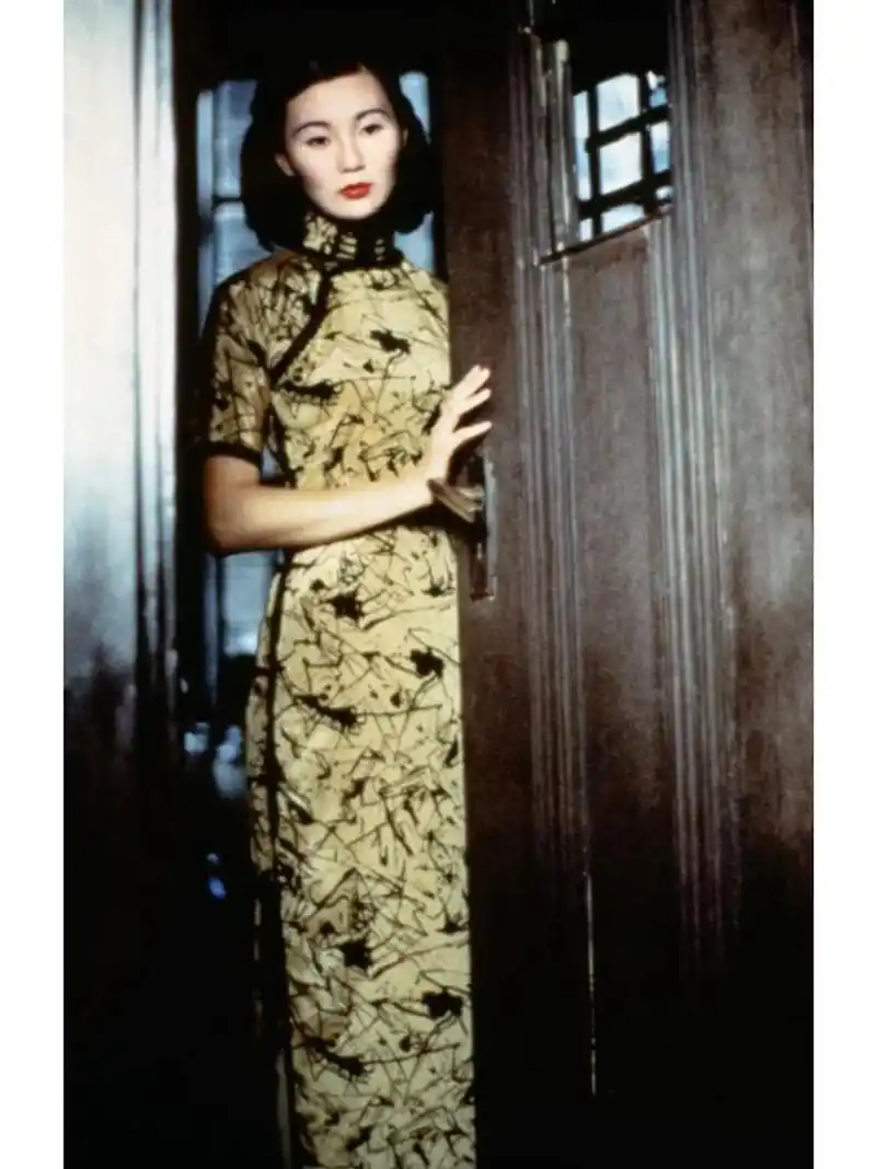 穿旗袍的张曼玉真的太🉑️了