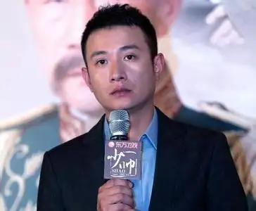 文章自曝演少帅很紧张