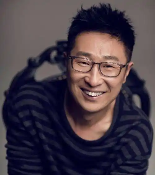 最后一位给跪了_黄渤_李荣浩_明星