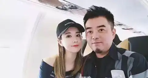 有种"可惜"叫薇娅女儿,错过妈妈好相貌,和爸爸如同复制粘贴